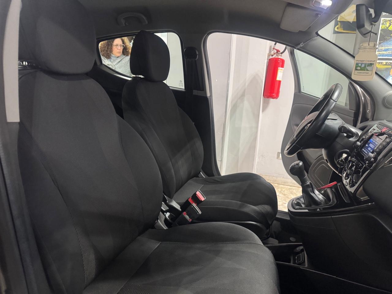 Lancia Ypsilon 1.3 MJT 95 CV 5p Gold