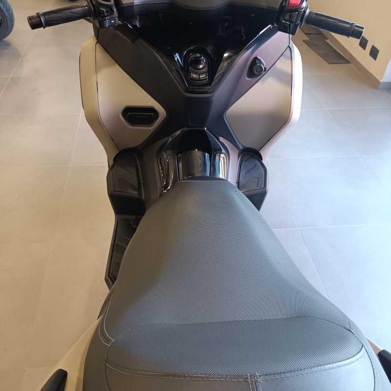 Yamaha Tricity 300 - 2023