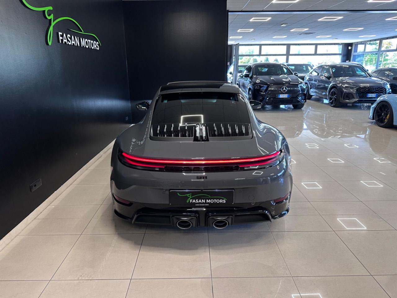 Porsche 911 Coupe 3.6 Carrera 4 GTS auto