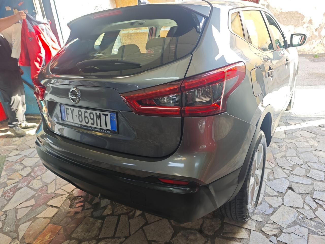 Nissan Qashqai 1.3 DIG-T 140 CV Business