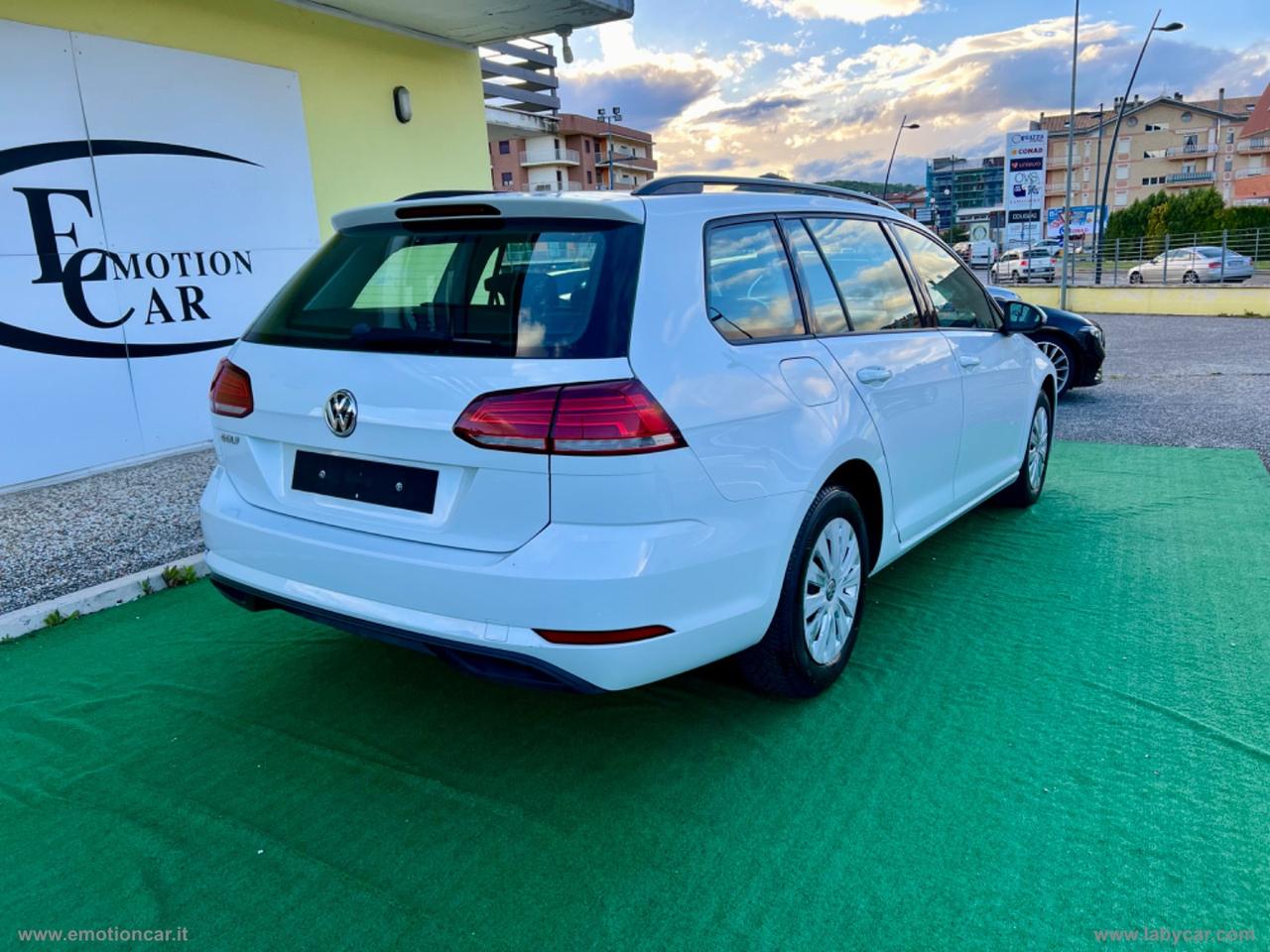 VOLKSWAGEN Golf Variant 1.6 TDI 115CV Trendline BMT SW 2019