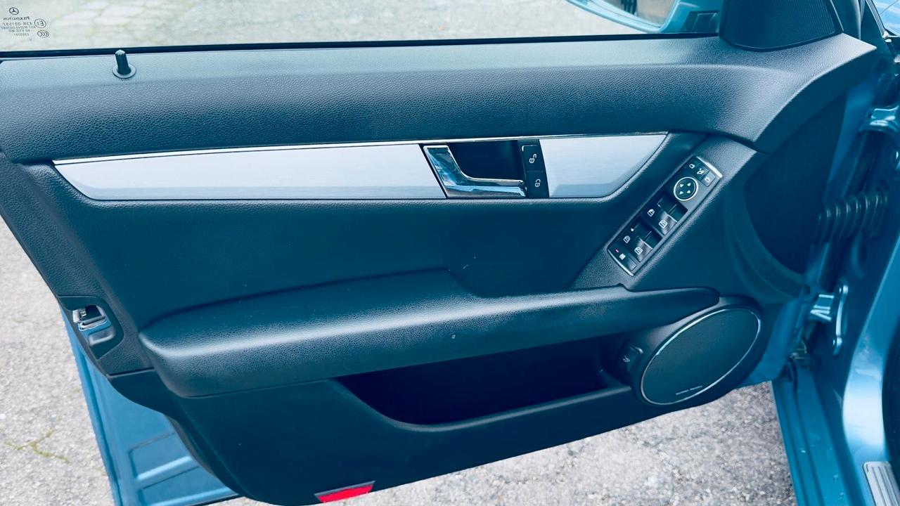 Mercedes-benz C 220 CDI BlueEFFICIENCY Avantgarde