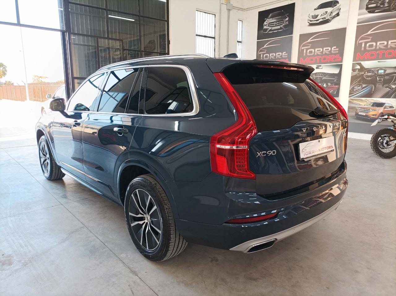 Volvo XC 90 XC90 B5 (d) AWD Geartronic 7 posti Momentum 06/2020