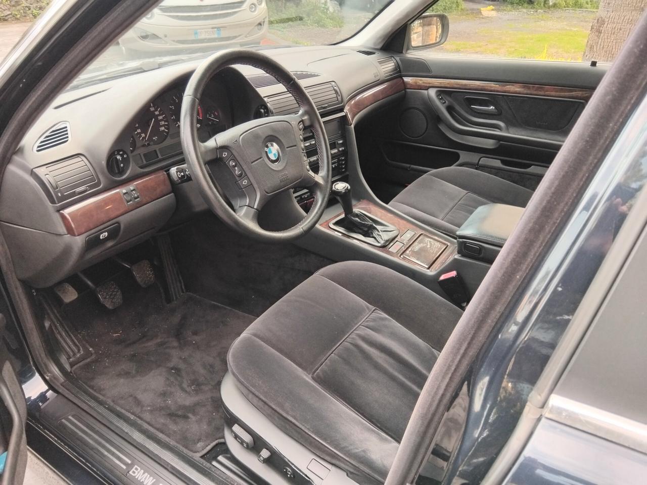 Bmw 735 735i cat L