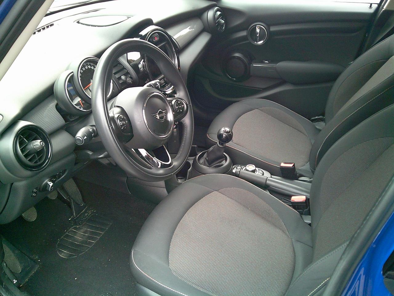 MINI COOPER 1.5 BAKER STREET