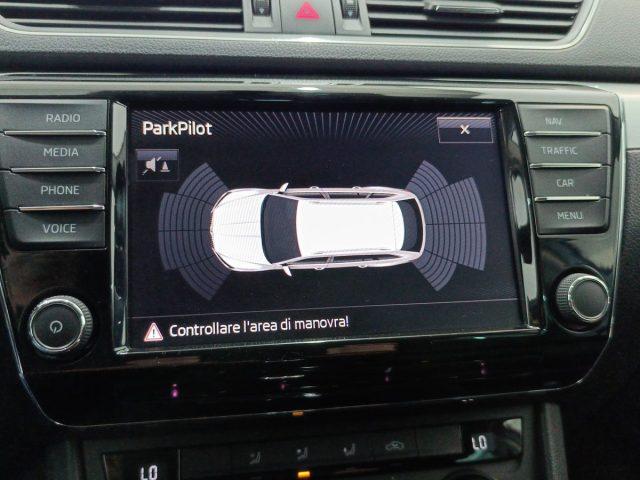SKODA Superb 2.0 TDI DSG Wagon Style