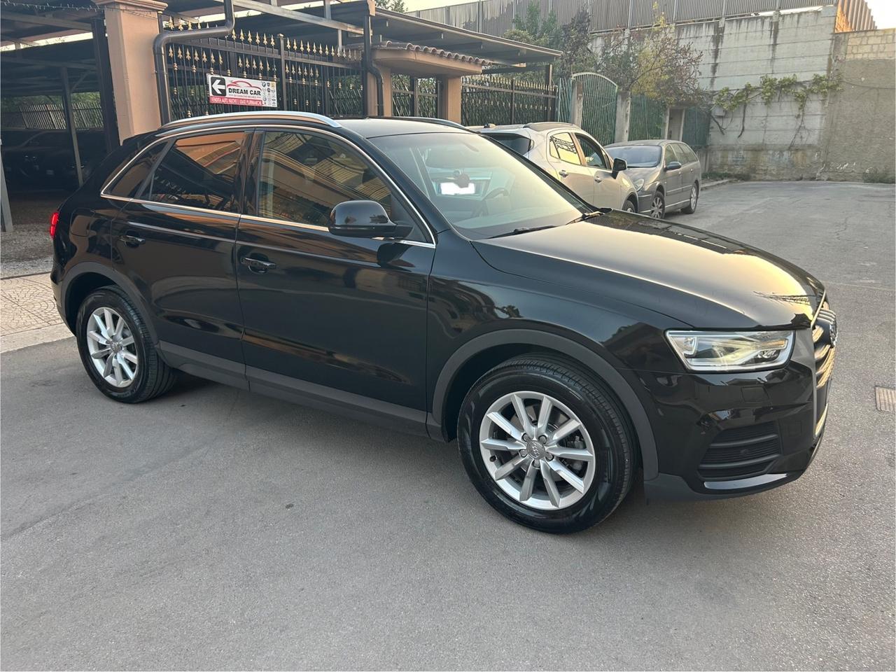 Audi Q3 2.0 TDI 120 CV Sport