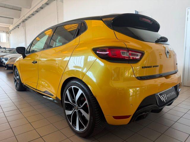 RENAULT Clio TCe 220CV R.S. Trophy //AKRAPOVIC//PELLE//