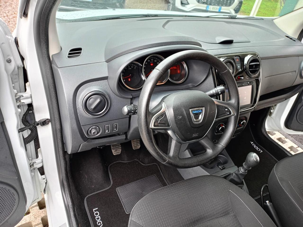 Dacia Lodgy Stepway 1.5 Blue dCi 8V 115CV 7 posti