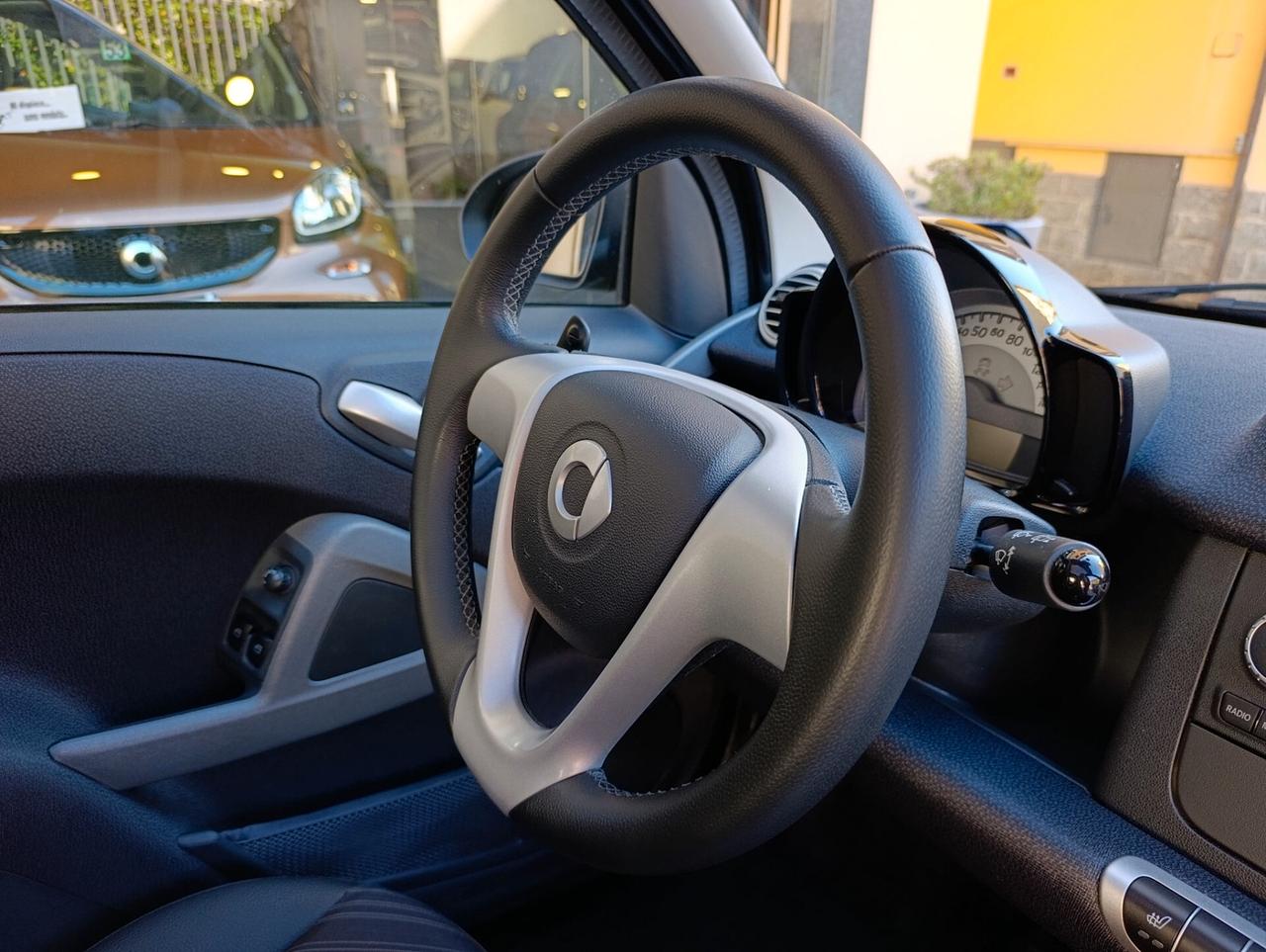 Smart ForTwo 1.0 71cv MHD coupé pulse Servosterzo