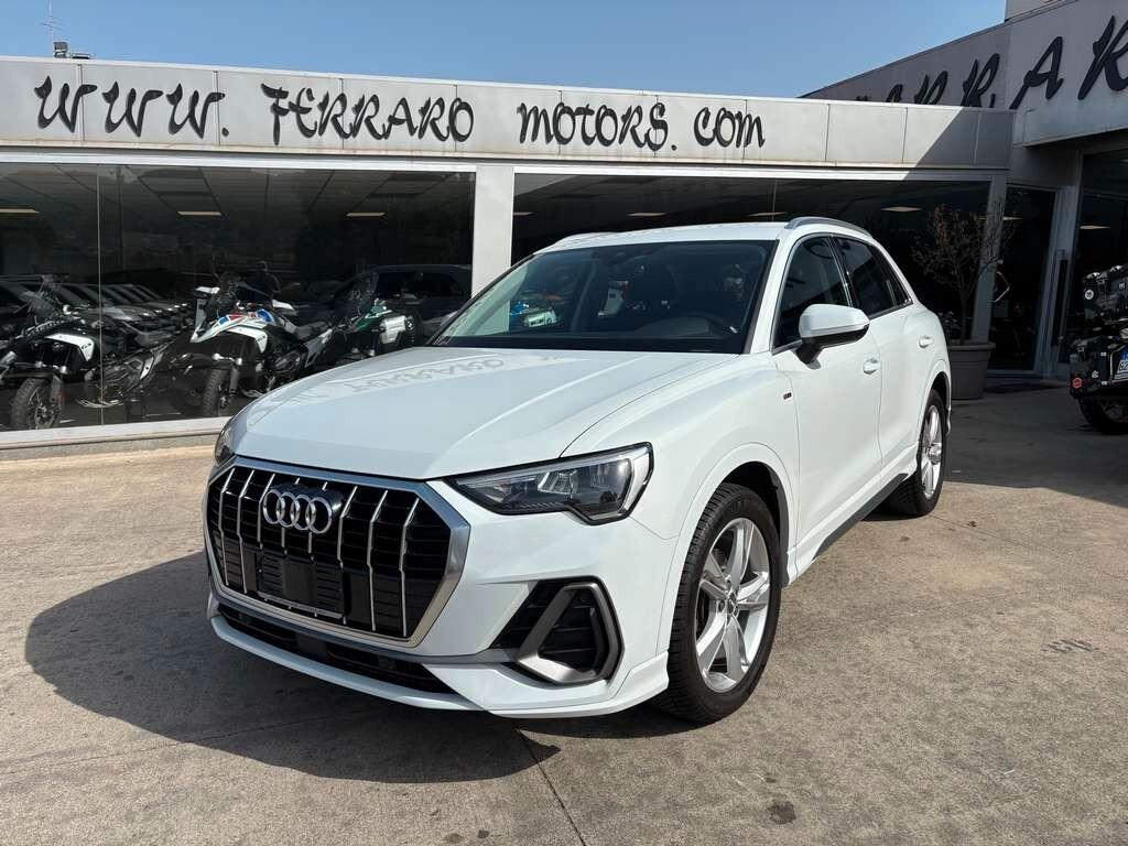 Audi Q3 35 TDI S tronic line edition IVA ESPOSTA Tua a solo 249 Euro al mese