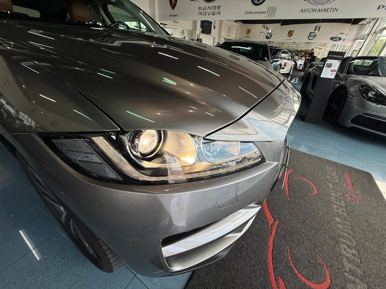 Jaguar F-Pace 2.0 D 180 CV AWD aut. Prestige