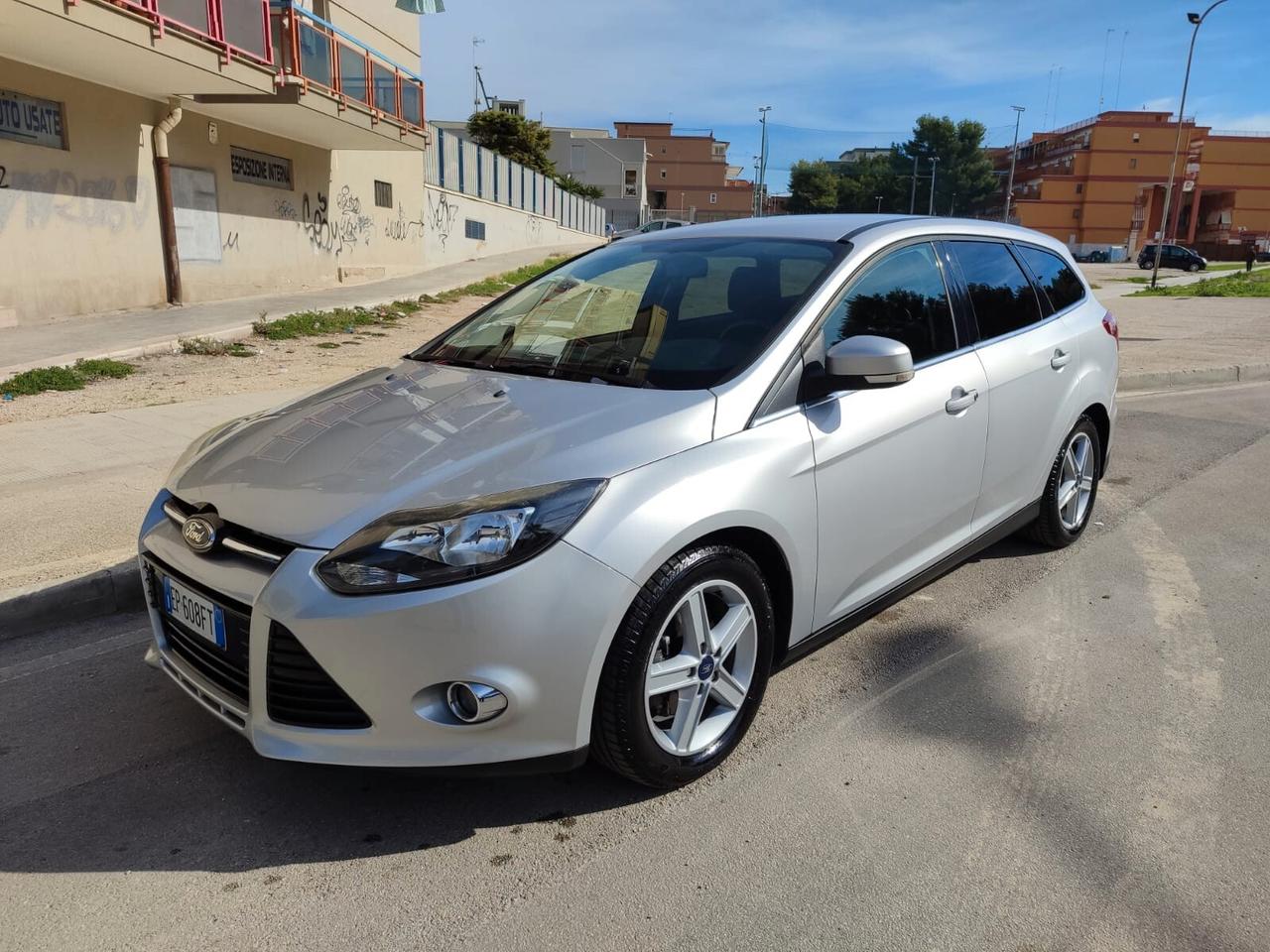 Ford Focus 1.6 TDCi 115 CV Titanium PARI AL NUOVO!!!