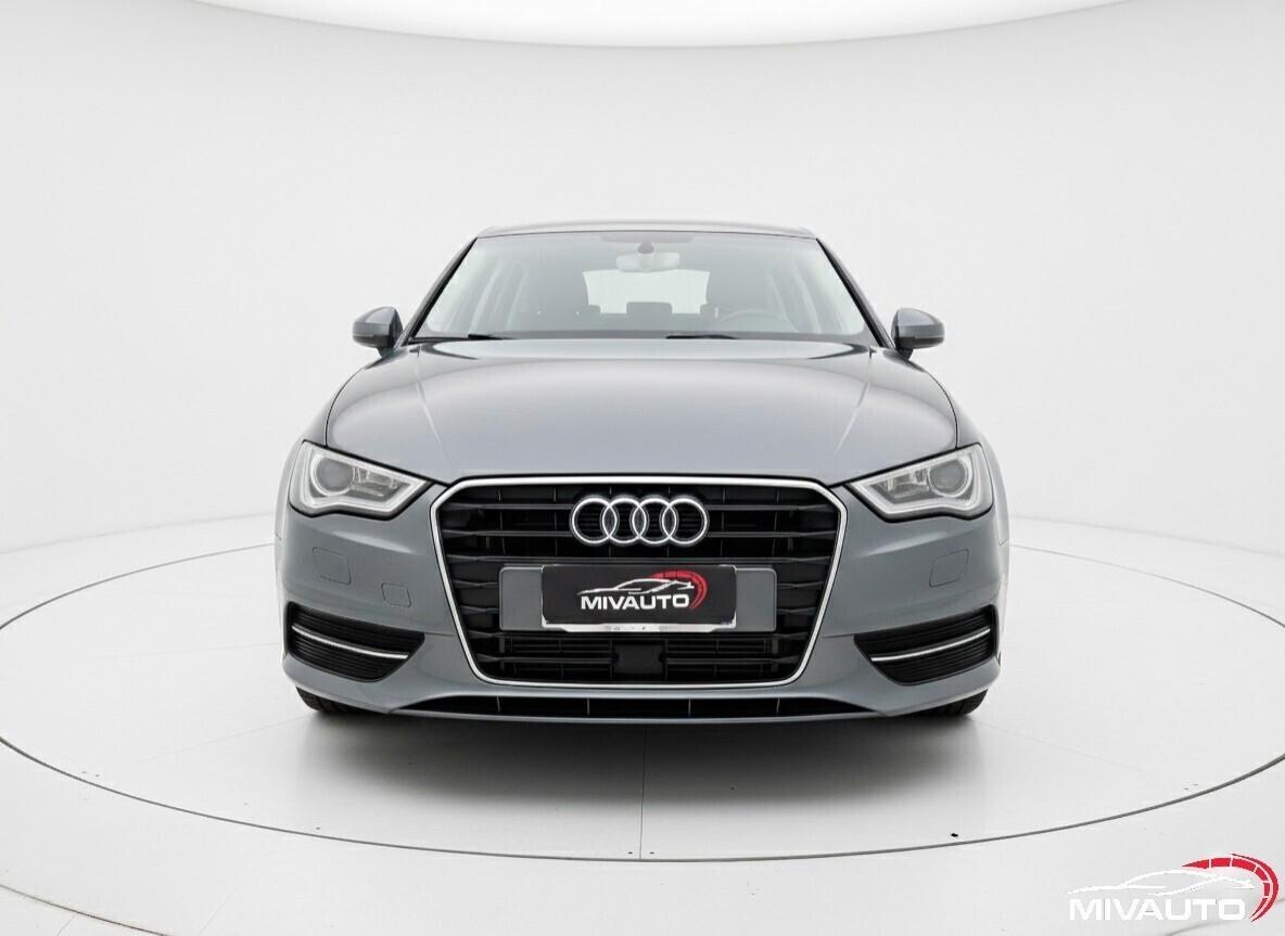 Audi A3 Sportback 1.6 TDI 110cv ADMIRED S-TRONIC E6
