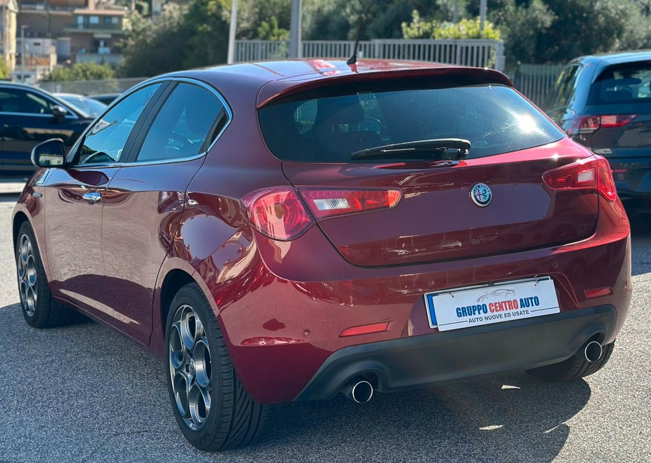 Alfa Romeo Giulietta 2.0 JTDm-2 140 CV Distinctive