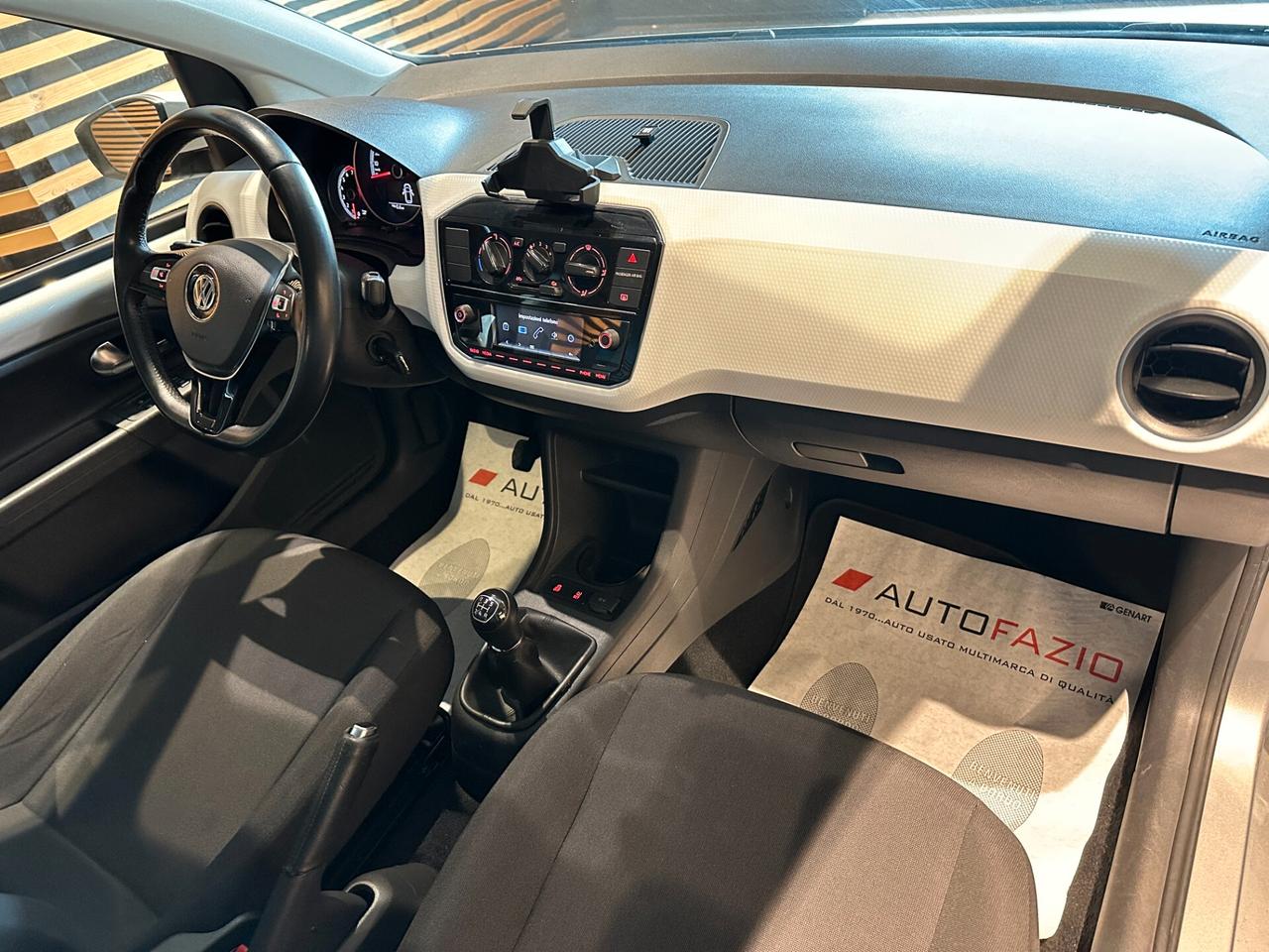 Volkswagen up! 1.0 5p. move