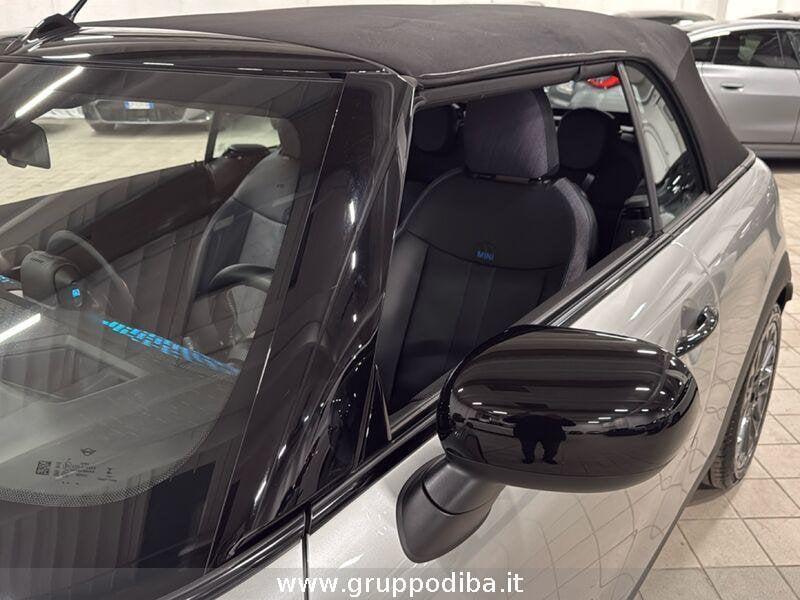 MINI Mini Cooper Cabrio F67 2.0 C Classic auto