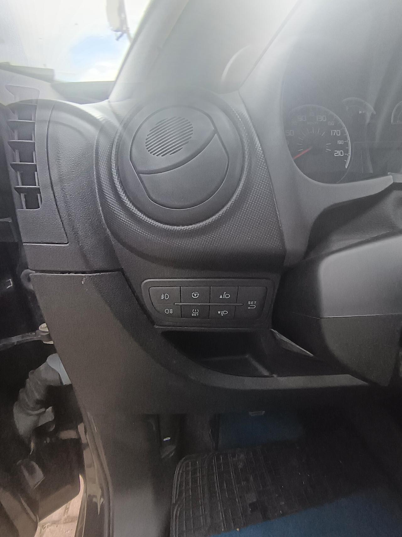 Fiat Qubo 1.3 MJT 80 CV Trekking