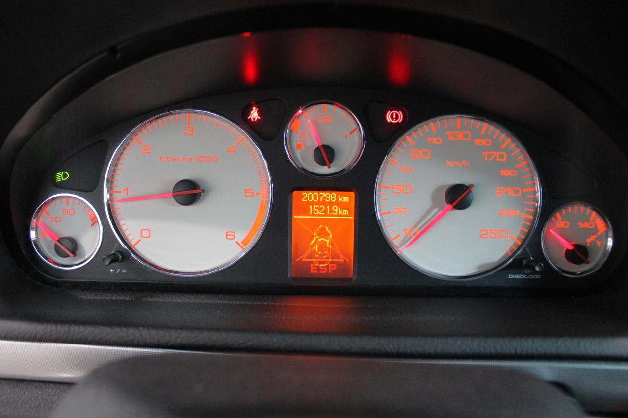 PEUGEOT 407 1.6 HDi Tecno - 2008