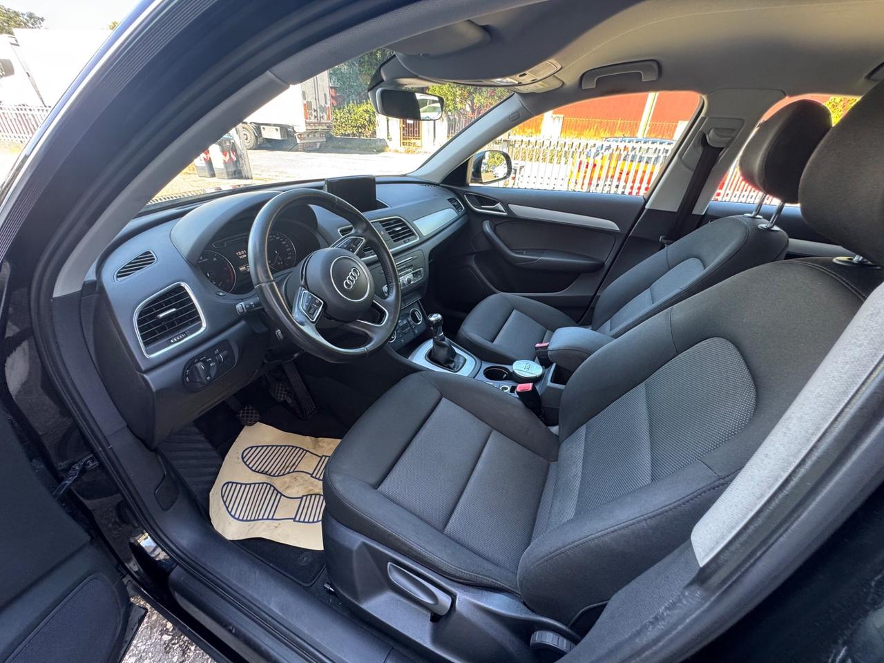 Audi Q3 2.0 TDI 120 CV Design