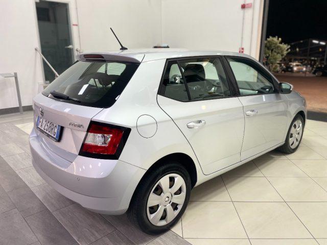 SKODA Fabia 1.2 TSI Ambition