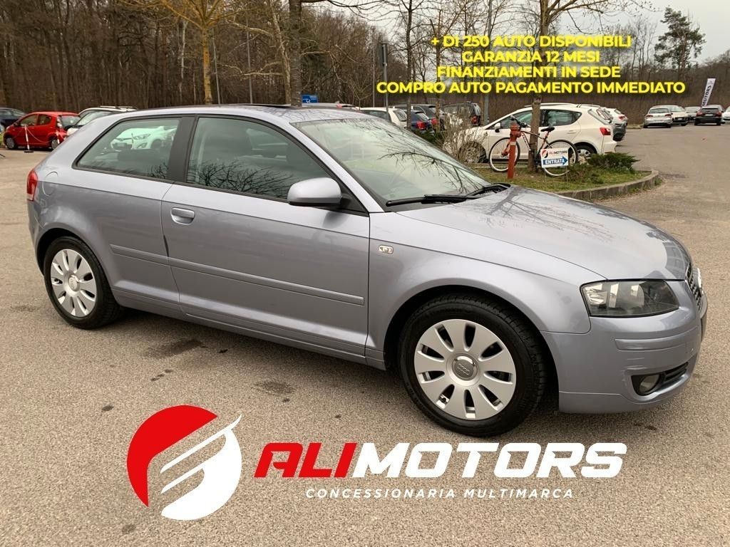 Audi A3 1.6 Attraction *Tettoapribile*Euro4*