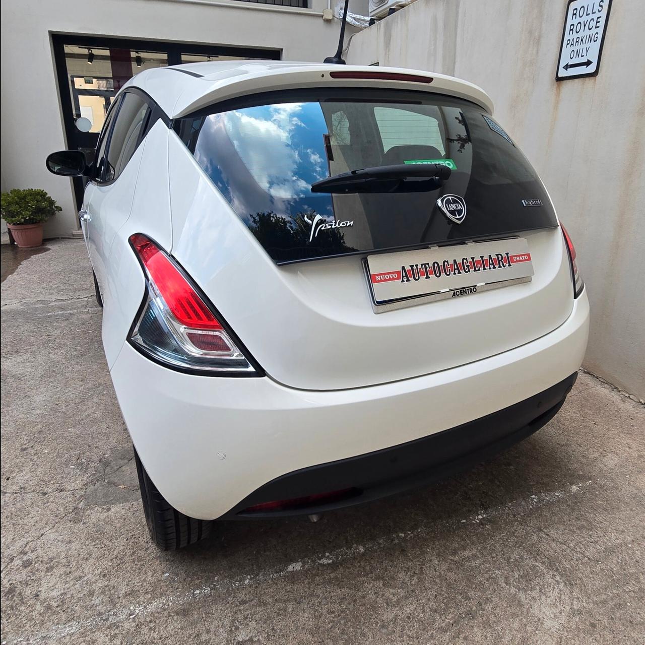 45.700 km - Lancia Ypsilon 1.0 FireFly 5 porte S&S Hybrid Ecochic Silver