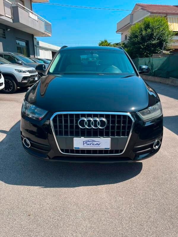 Audi Q3 2.0 tdi Business 140cv