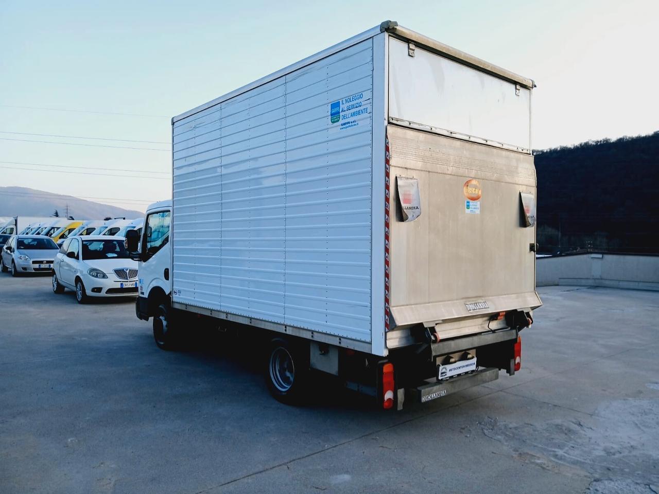 NISSAN CABSTAR NT400 CABINATO CON SPONDA IDRAULICA EURO6B UNICO PROPRIETARIO