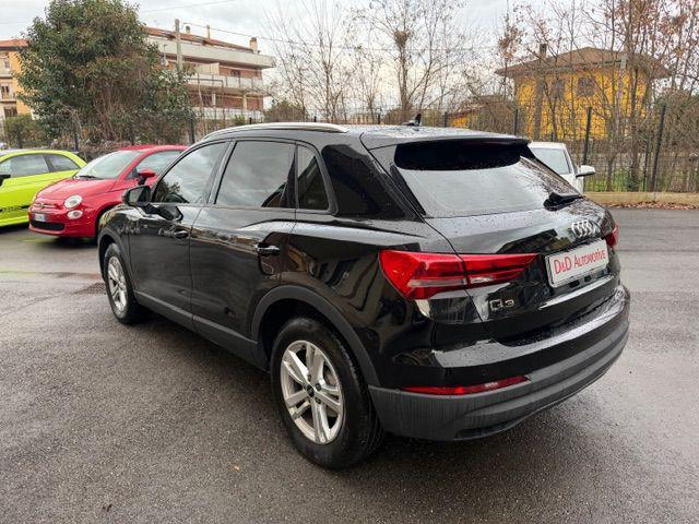 AUDI Q3 35 TDI quattro S tronic Business Advanced