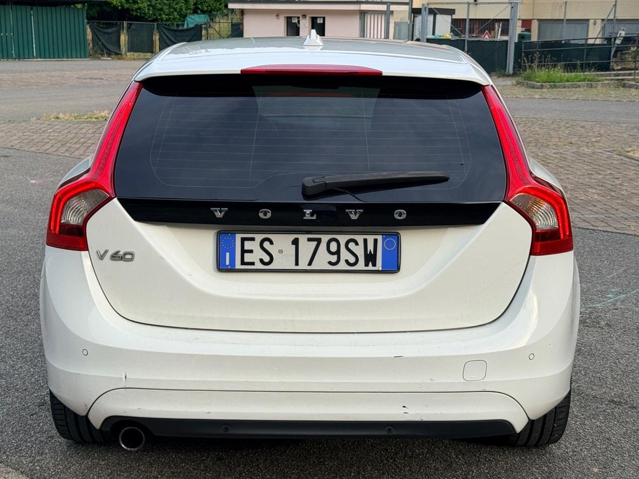 Volvo V60 1.6 diesel 114 cv euro 5B