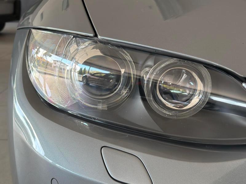 BMW 330 xi Coupe Attiva