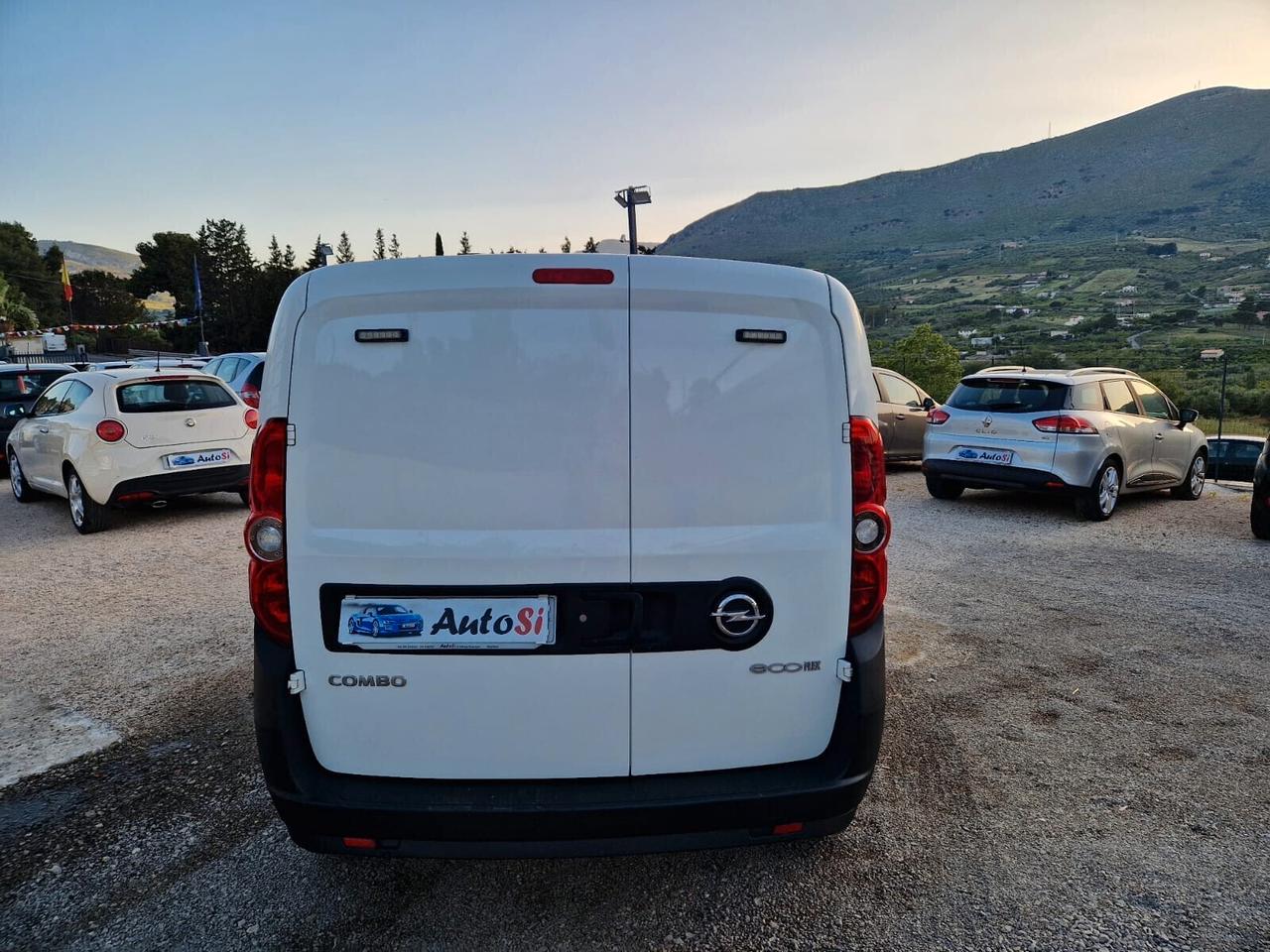 Opel Combo 1.3 CDTi 90CV PL-TN Blitz N1
