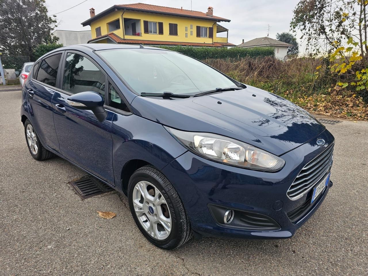 Ford Fiesta 1.2 60CV 5 porte Titanium