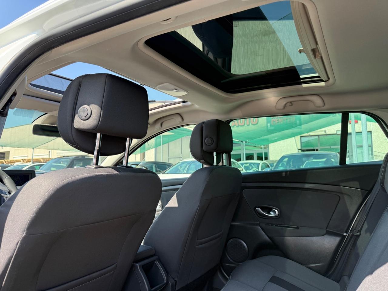 Renault Megane Sw 1.5 dCi 110CV Tetto Apribile Navigatore