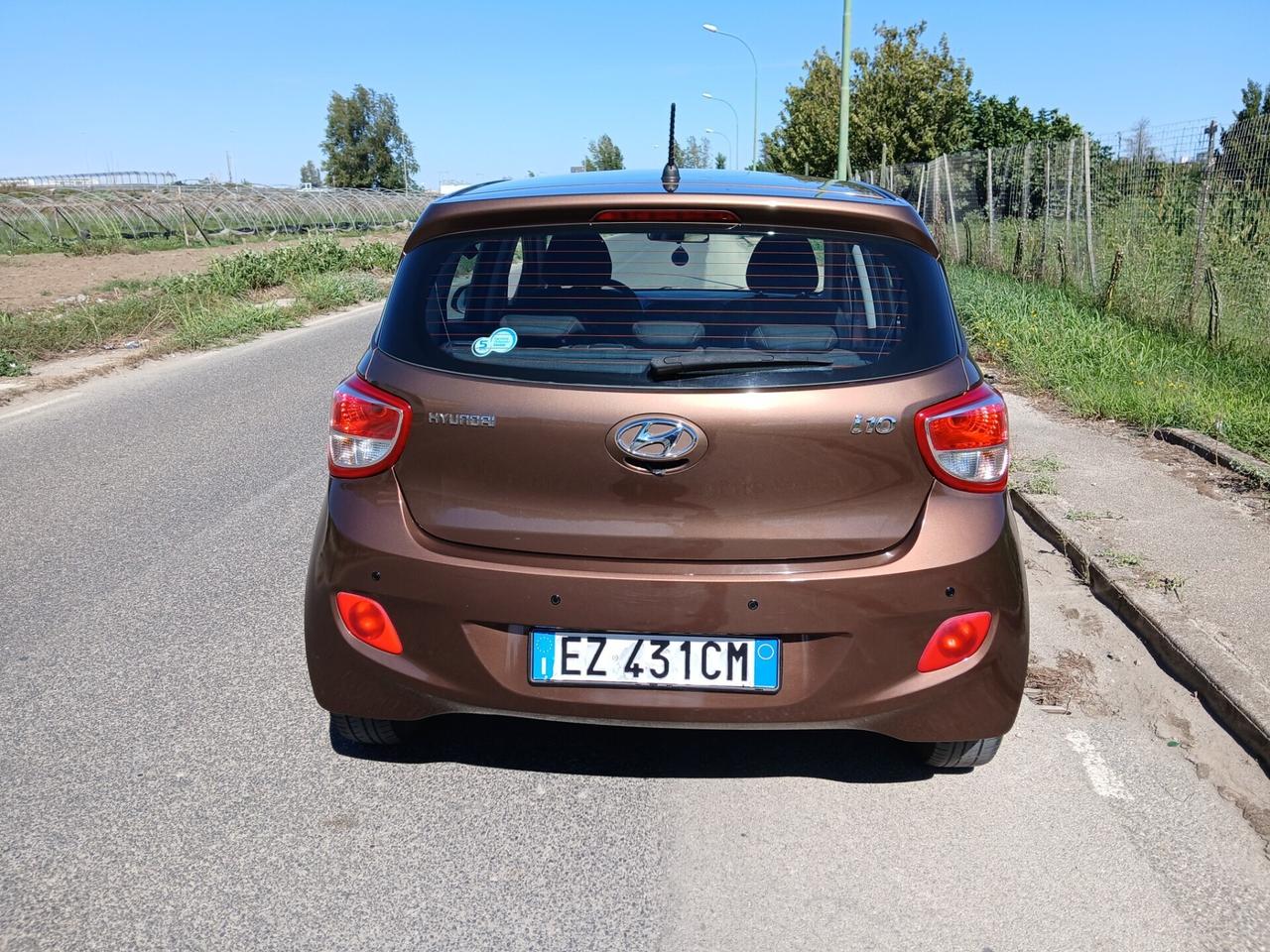Hyundai i10 Gpl di serie 1 proprietario full optio