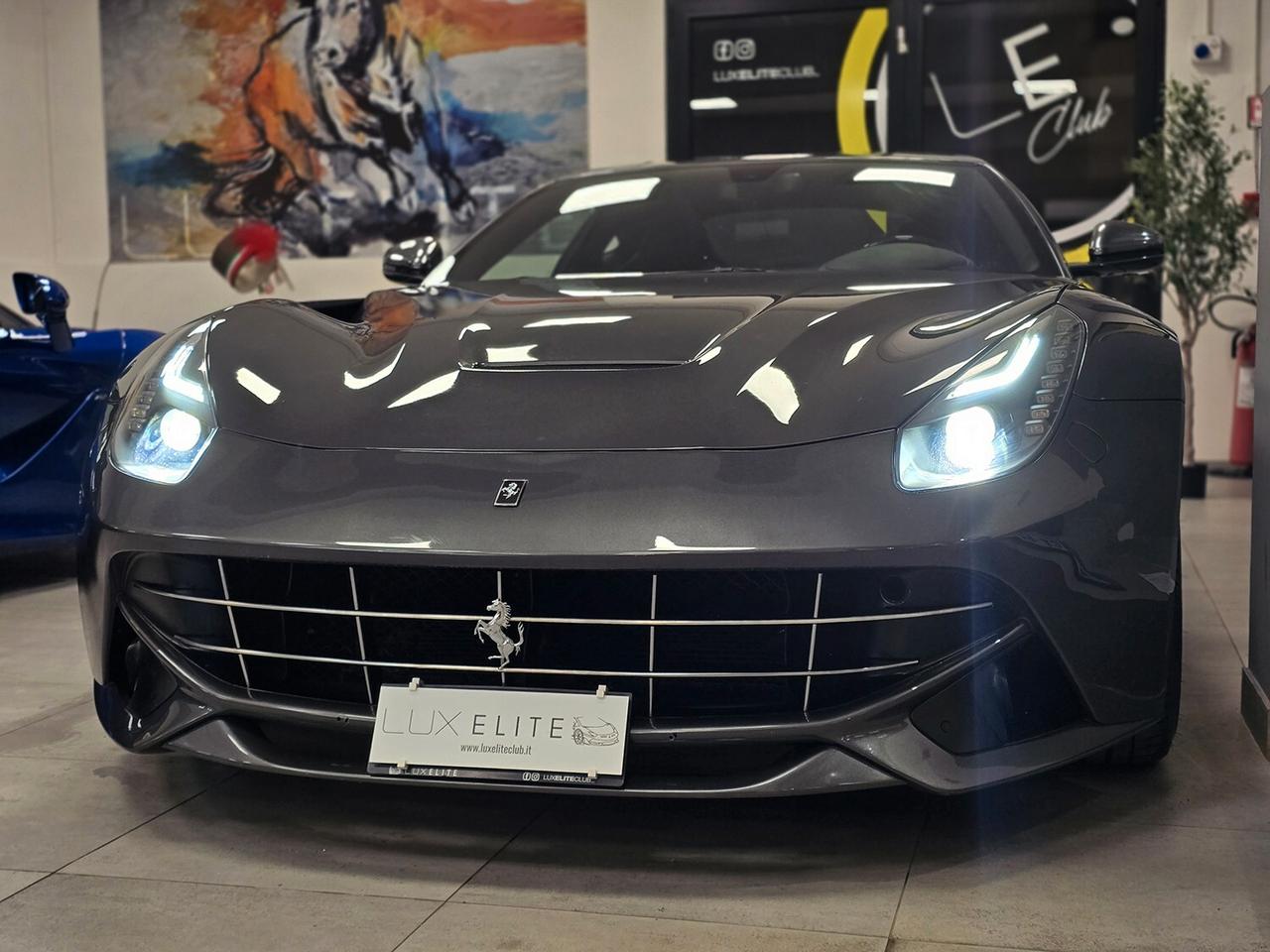 Ferrari F12 Berlinetta 6.3 740CV SERVICE BOOK_LED_CARBONIO_TOP