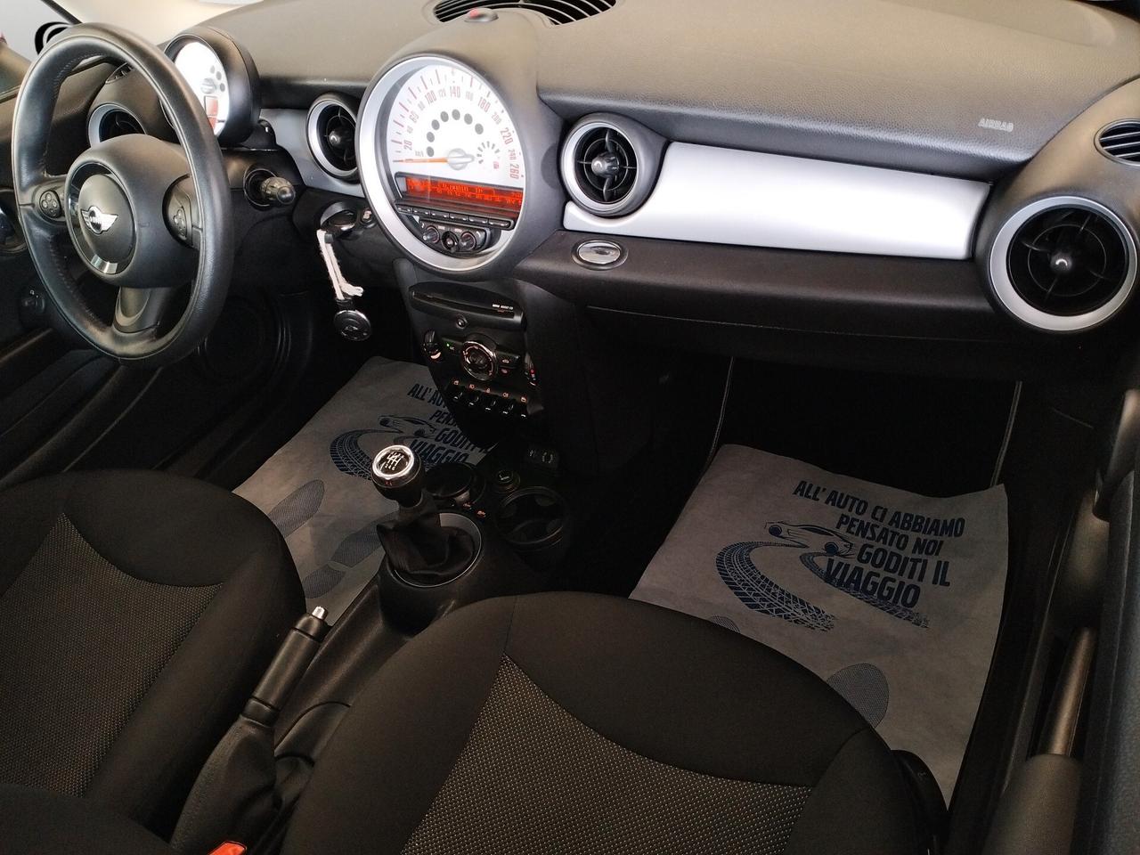 Mini Cooper Hatchback 1.6 122cv FL - NEOPATENTATI