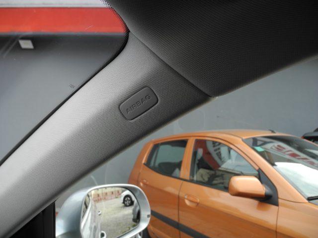 AUDI Q3 2.0 TDI 120cv 6M - NAVI -Ok NEOPATEN.- DA VETRINA