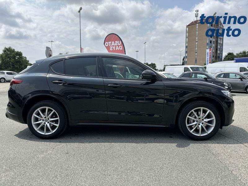 Alfa Romeo Stelvio 2.2 Turbodiesel 210 CV AT8 Q4 Executive
