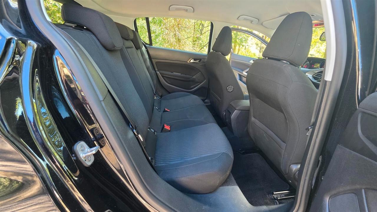 Peugeot 308 1.6 BlueHDi 115 CV Stop&Start Business