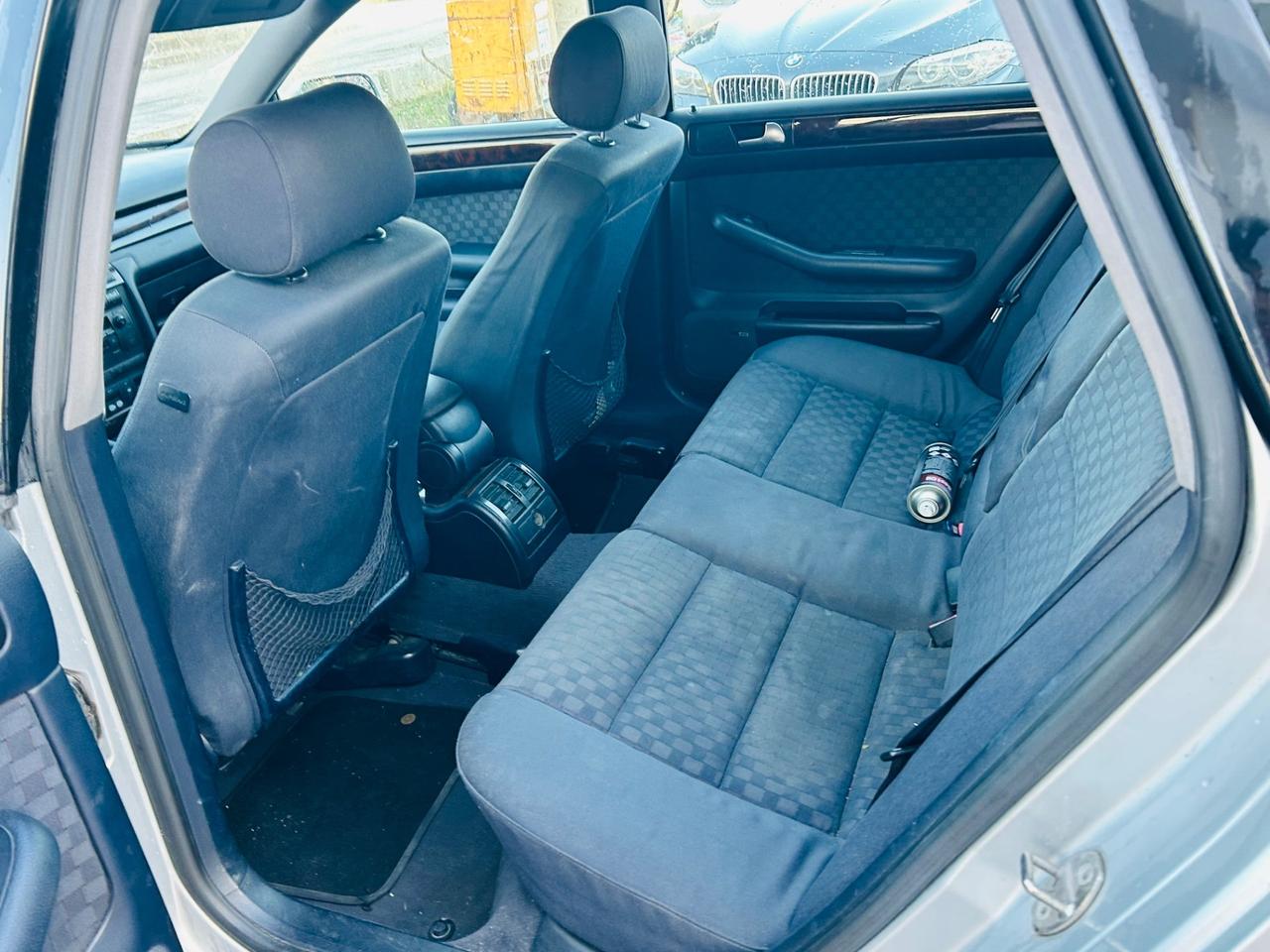Audi A6 2.5 V6 TDI cat Avant 155CV