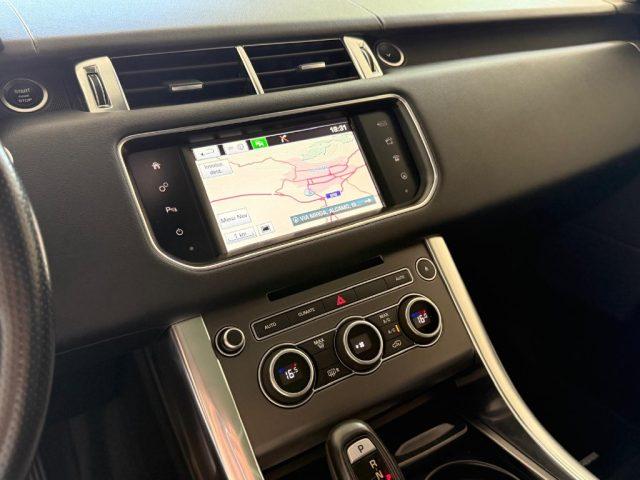 LAND ROVER Range Rover Sport 3.0 TDV6 Black & White Edition