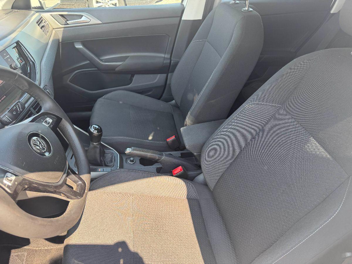 VOLKSWAGEN - Polo - 1.0 TSI R-Line NEO PATENATI
