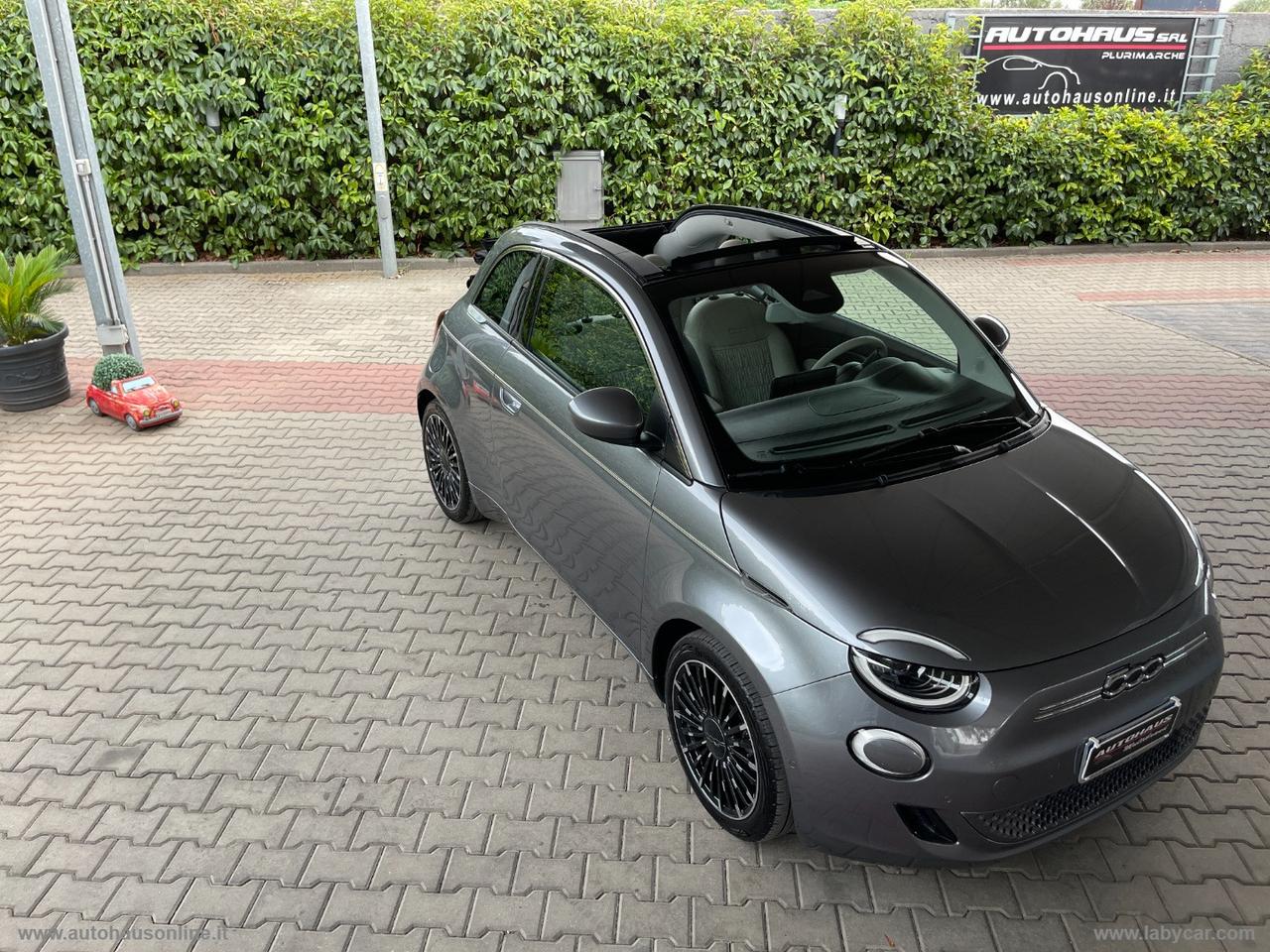 FIAT 500 La Prima Cabrio 42 kWh