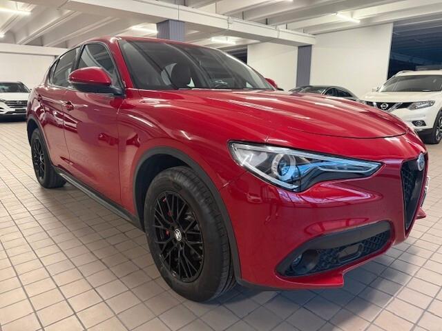 Alfa Romeo Stelvio 2.2 Turbodiesel 180 CV AT8 Q4 Business