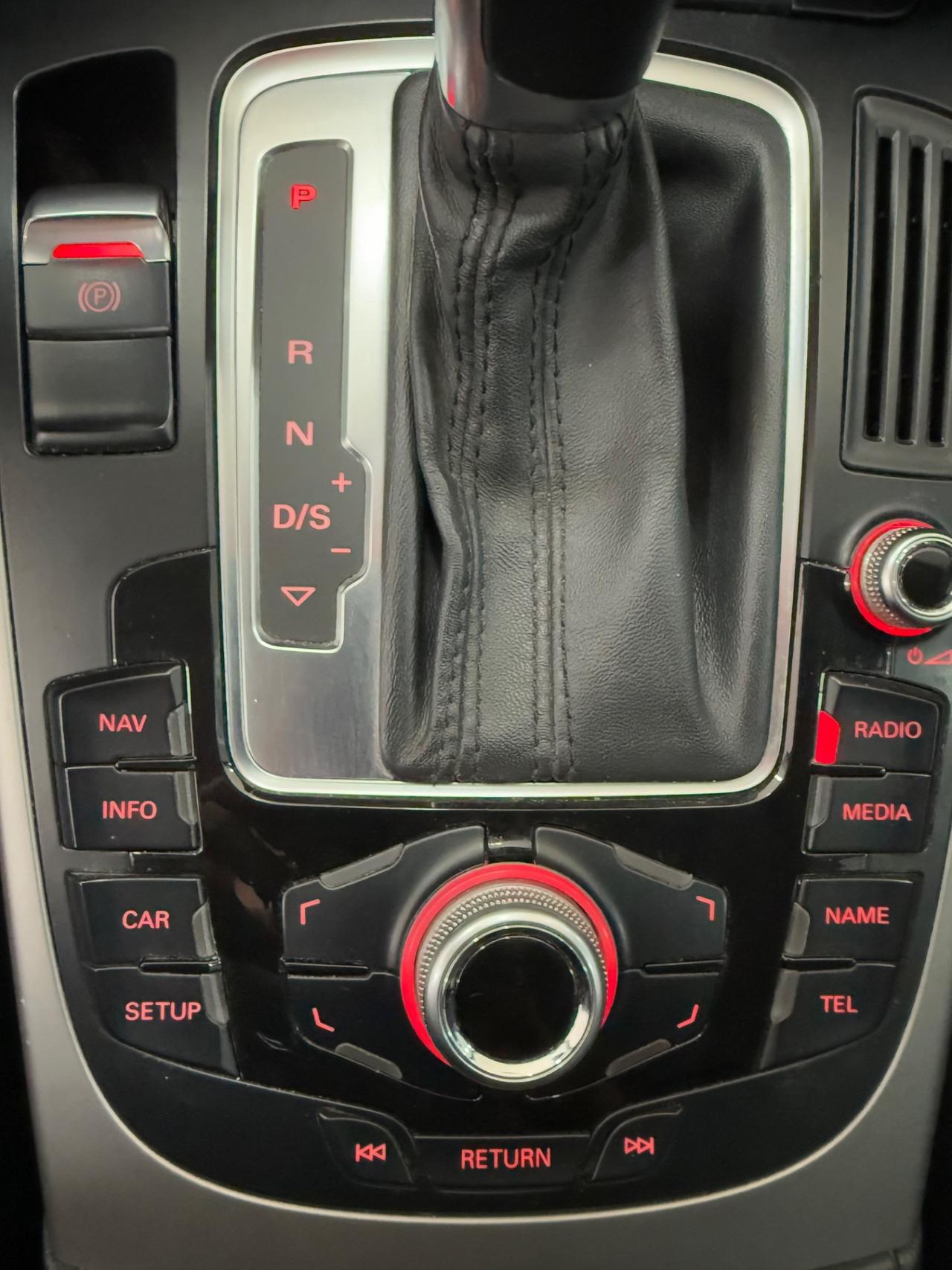 Audi A4 2.0 tdi full optional 2014