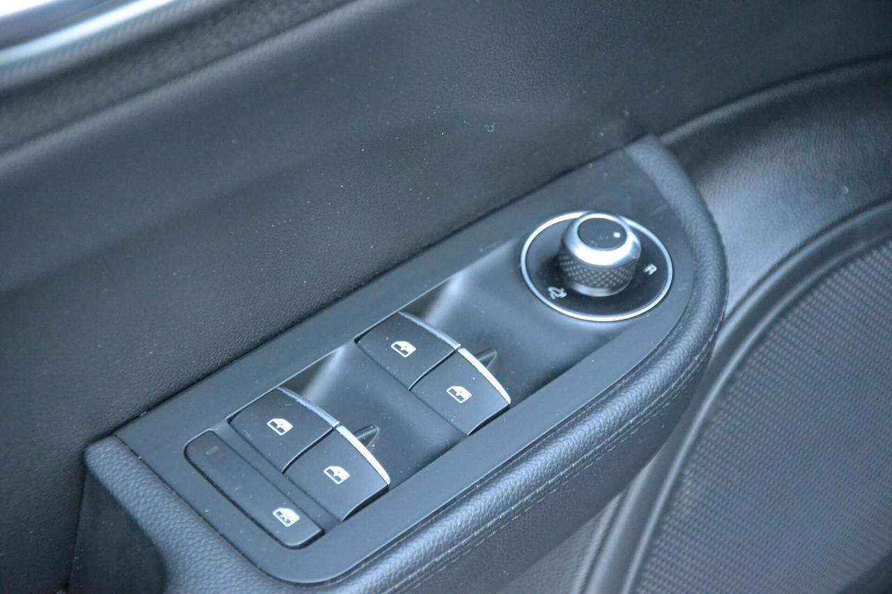 Alfa Romeo Giulia 2.2 180CV AT8 SUPER *PREZZO VERO**UNIPRO'*ITALIANA