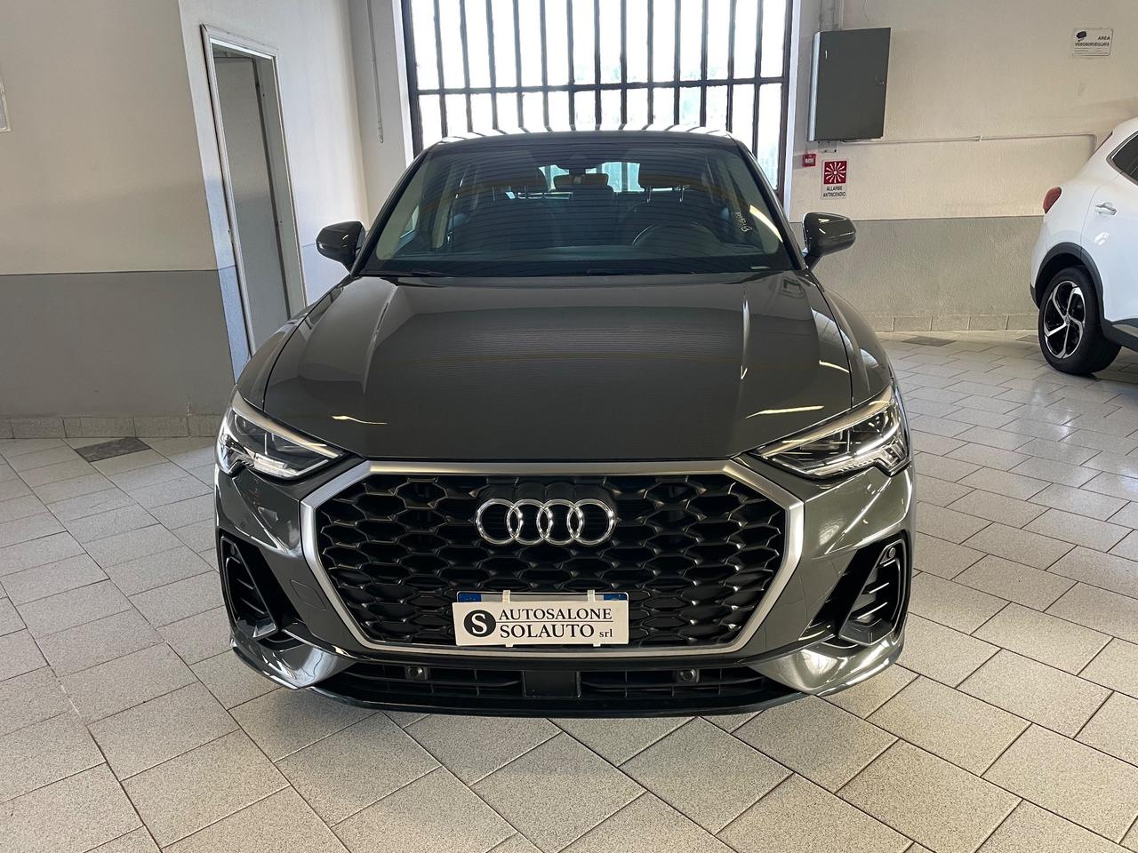 Audi Q3 SPB Sportback 45 TFSI e S tronic Business Plus