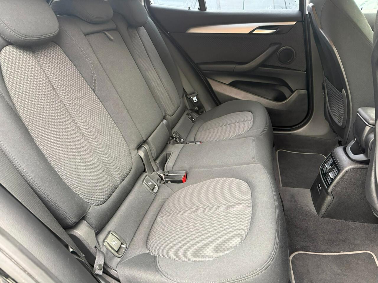Bmw X2 sDrive18d Sport Automatica